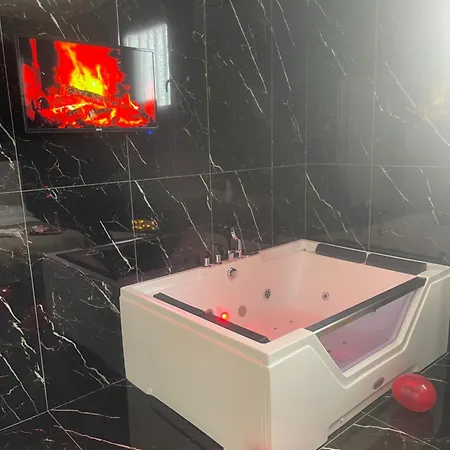 Life Hotel
